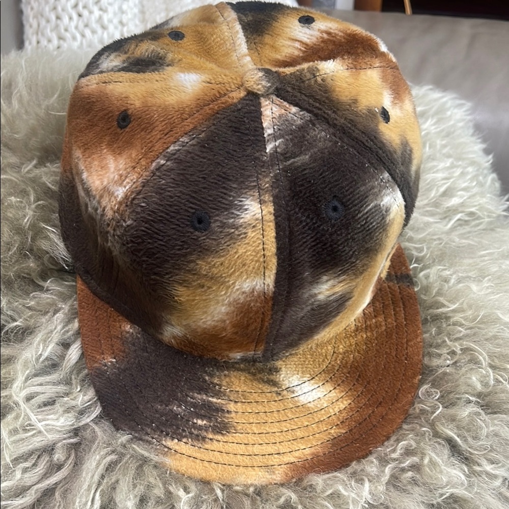 Tie-Dye Cap in Brown and Black